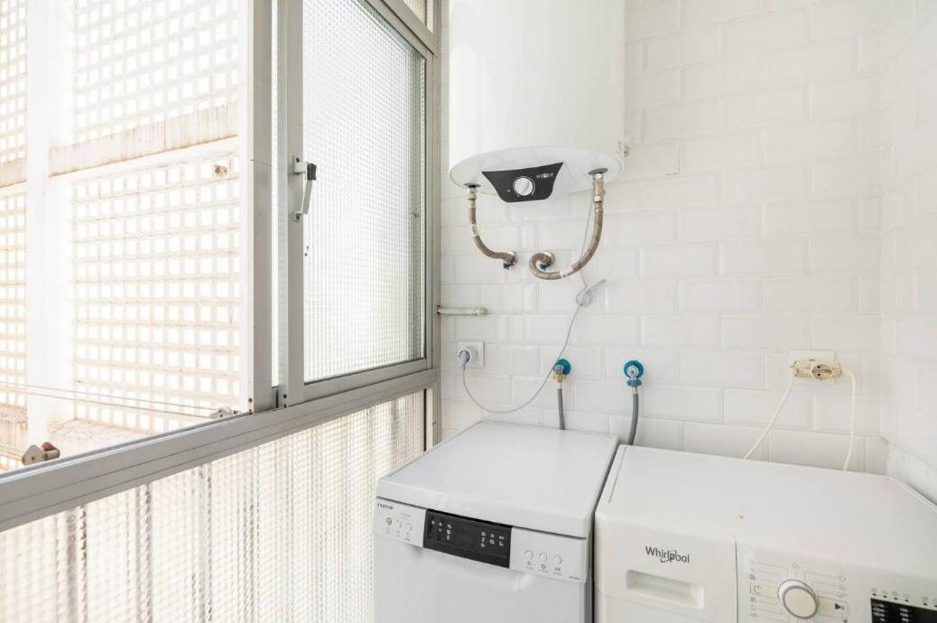Appartement Amplio Con 4 Y 2 Banos - Great With 4 - 2 Baths *